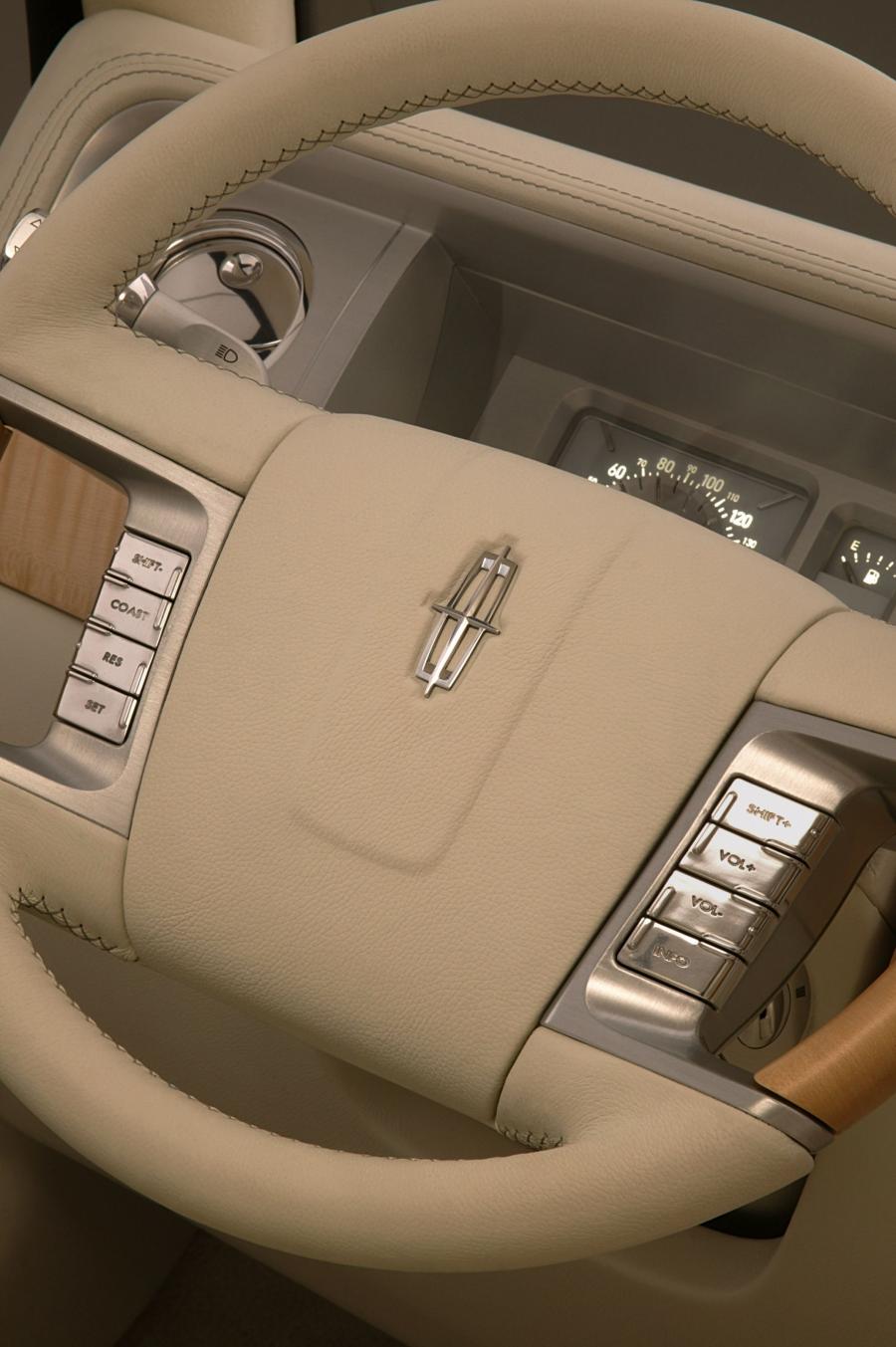  Lincoln Zephyr Concept 2004 года  (фото 112 из 124)